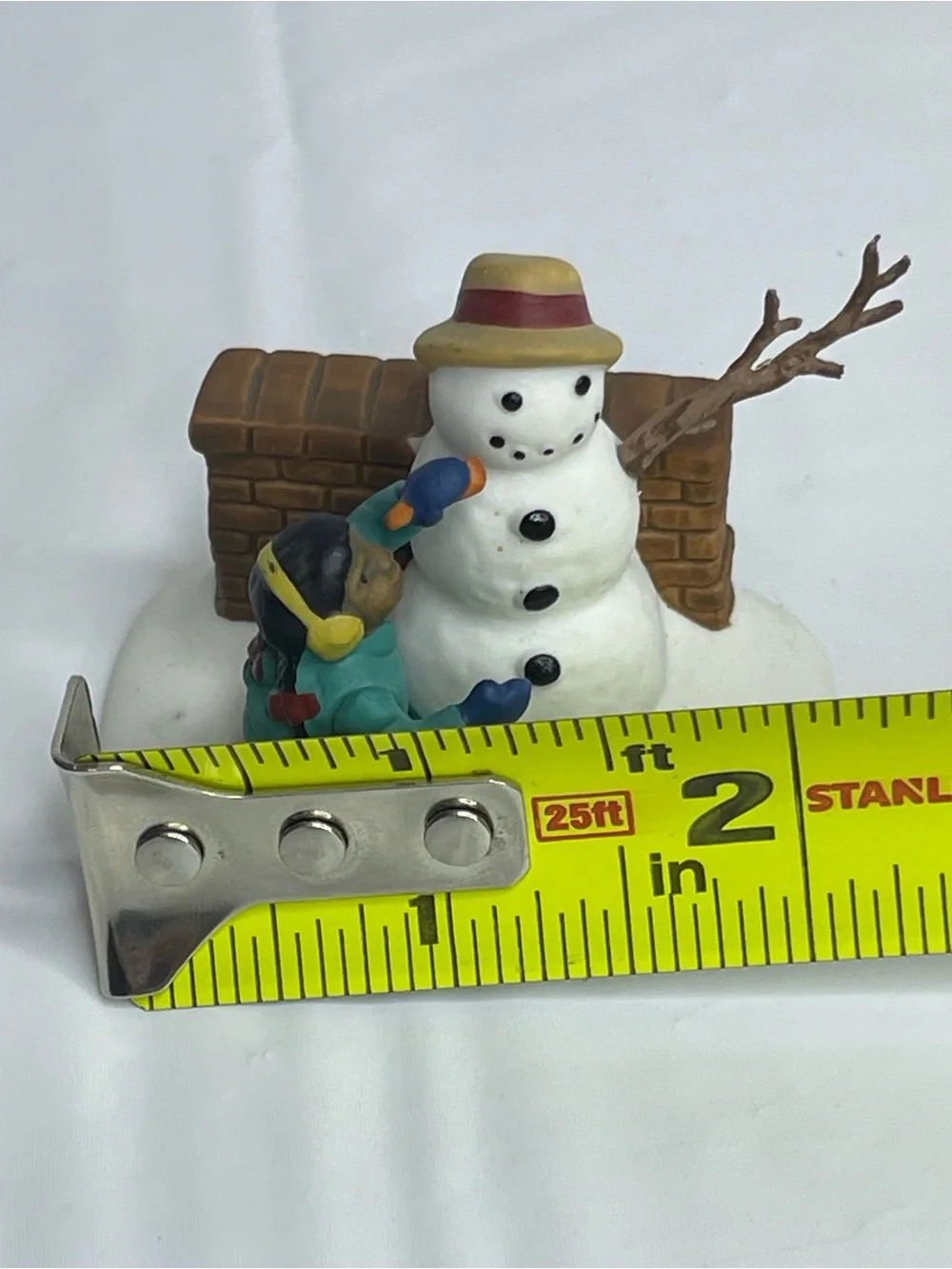 Department 56 The Heritage Village Collection “Playing In The Snow” One Figurine